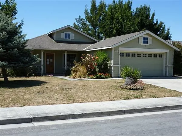571 Leisure Ct photo 1