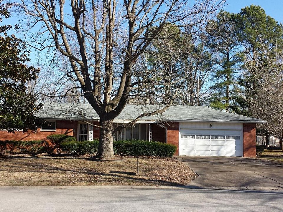 1st image of 1010 Marlinda Ave
