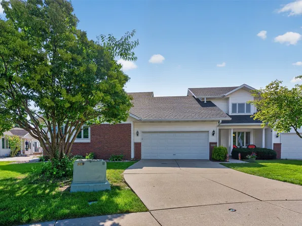 5055 Cleburne Ct, Pleasant Hill, IA 50327