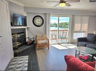 205 Lake Dr #205, Virginia Beach, VA 23451