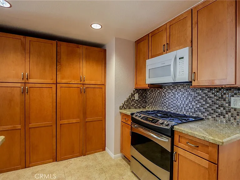 431 Cranston Ct #101 — Photo 10