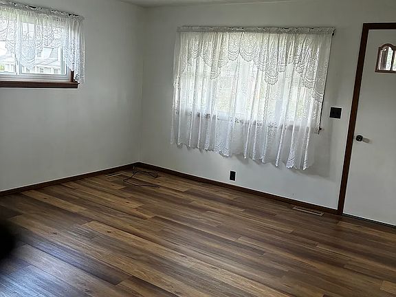 2nd image of 2665 Fork Ridge Rd #1