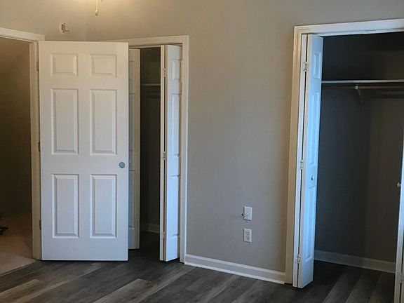 2nd image of 181 Courtney Ln