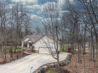 8945 Canby Ct, Northfield, MN 55057