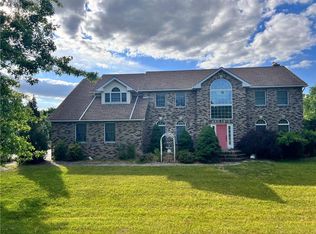 630 Clearfield Rd, Nazareth, PA 18064