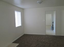 2nd image of 10195 Hemlock Ave