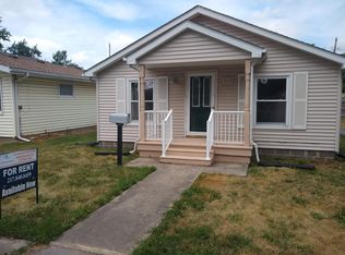812 E Pembroke St, Tuscola, IL