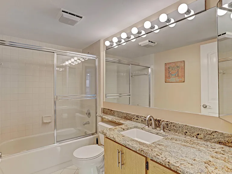 201 S Seas Dr #401 — Photo 22