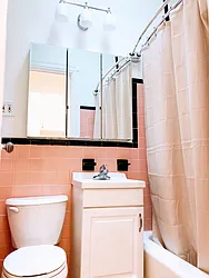 Rented by R New York