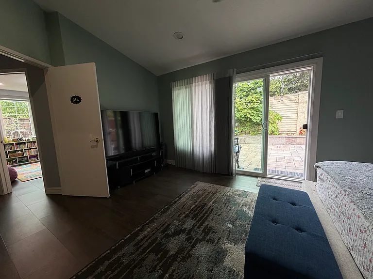 34344 Gadwall Cmn — Photo 13