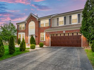 22600 W Reserve Cir, Plainfield, IL 60544