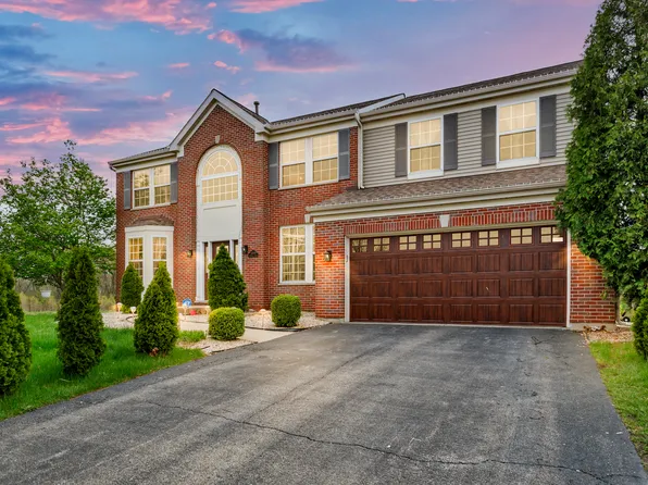 22600 W Reserve Cir, Plainfield, IL 60544
