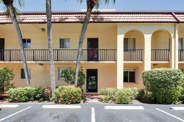 Home For Sale In Boca Terrace