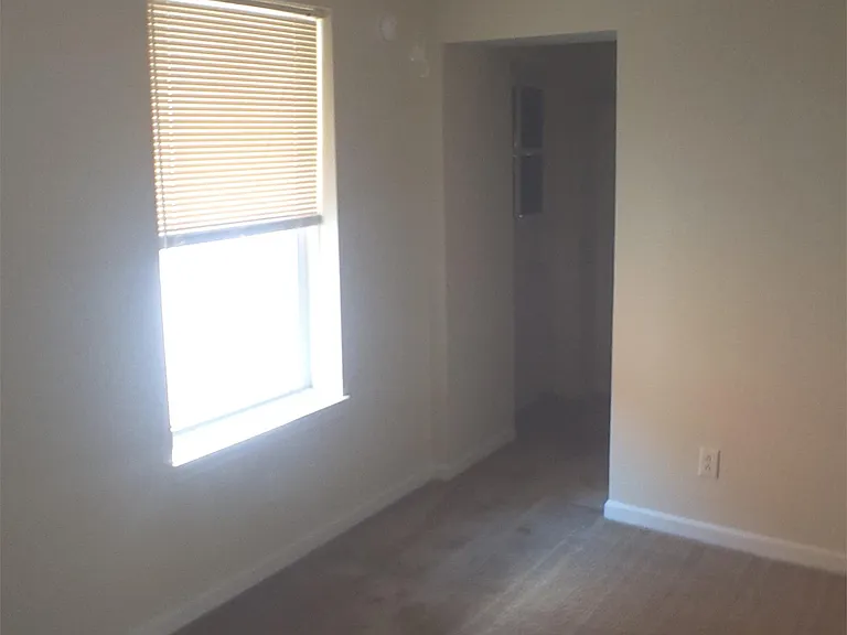 110 W Main St #3 — Photo 5