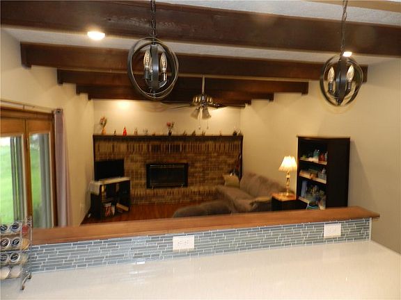 4th image of 5236 Flintstone Dr