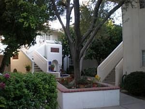 4th image of 5200 S Lakeshore Dr APT 117