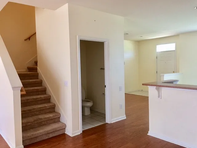 Guest Bathroom - Staircase