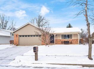 2056 Fincastle Ct, Columbus, OH 43235