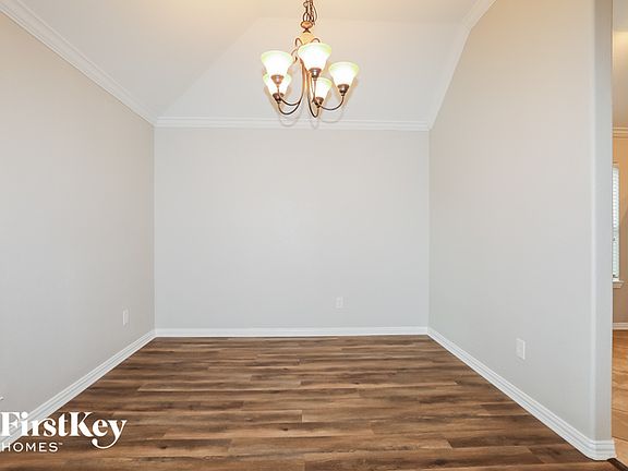 4th image of 17810 Chelsea Dell Dr