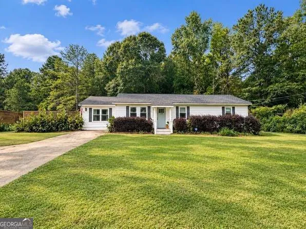 1410 Al Roberts Rd, Senoia, GA 30276