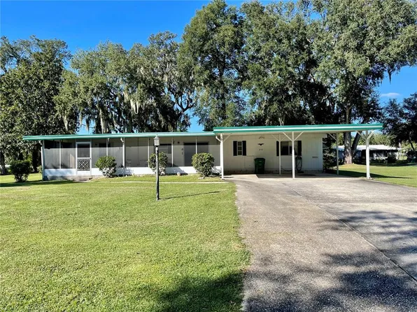 353 Ivanhoe Cir, Lady Lake, FL 32159