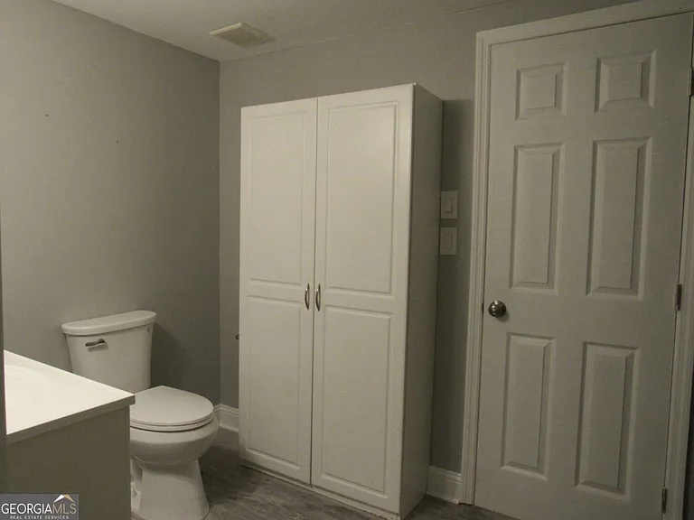 112 Judy Ave — Photo 37