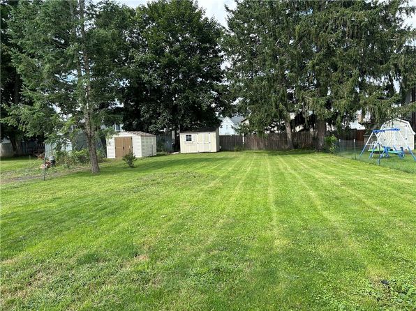 209 Lincoln St, Wayland, NY 14572