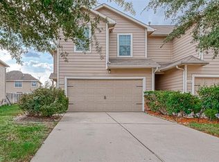 11519 Champions Green Dr, Houston, TX 77066