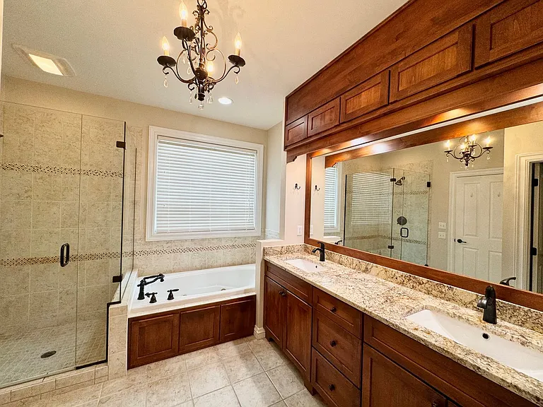 500 Saint Andrews Dr — Photo 16