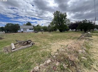Russell Ave, La Grande, OR 97850