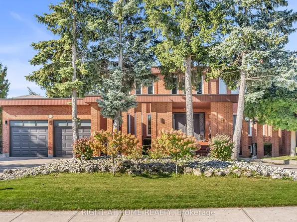 373 Firglen Rdg, Vaughan, ON L4L 1N6