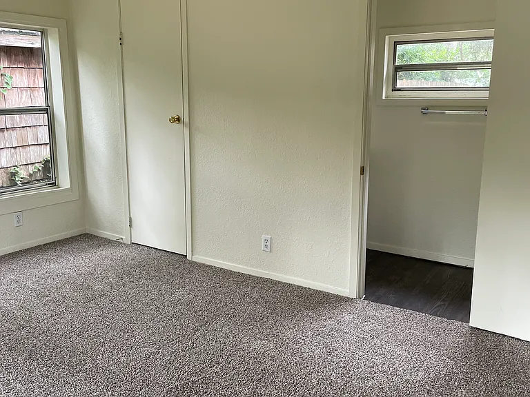 360 Sp Terry Rd — Photo 31