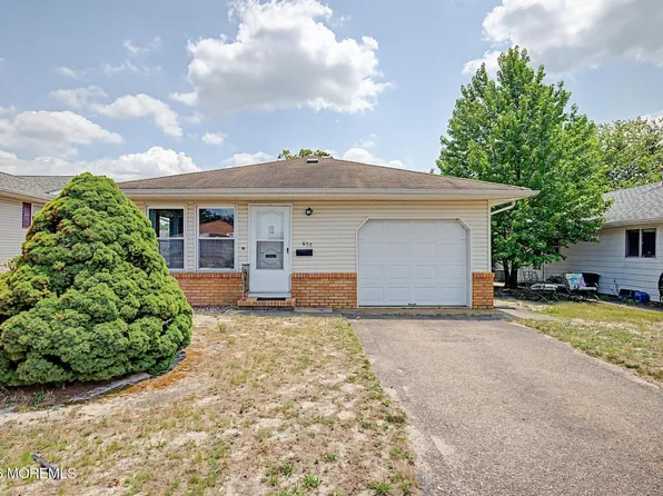 658 Jamaica Boulevard, Toms River, NJ 08757