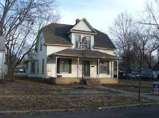 411 S Chestnut St, Iola, KS 66749
