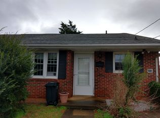 300 Twin Oak Dr #A, Lynchburg, VA 24502