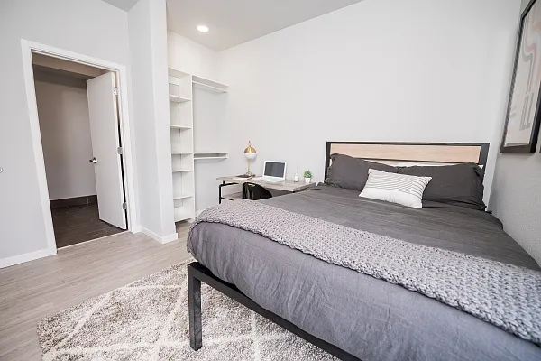 505 S 1st St #207 — Photo 9