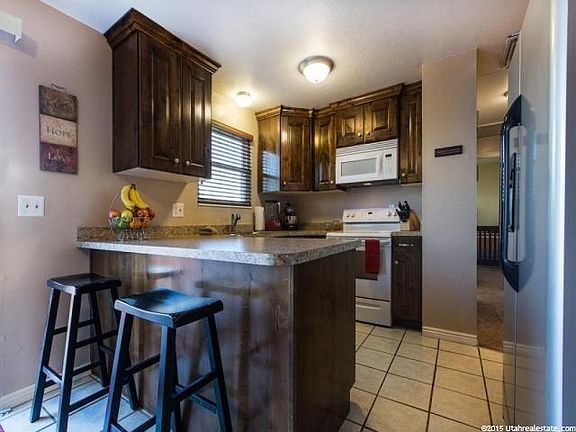 5th image of 4581 S Westpoint Way