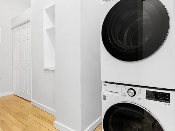 249 East Houston Street image 6 of 8