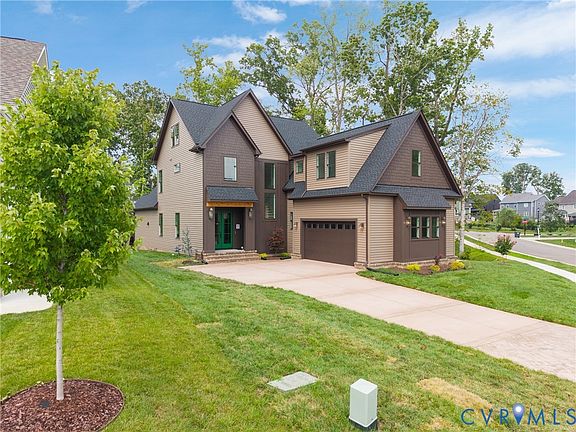 3rd image of 15212 Barford Dr