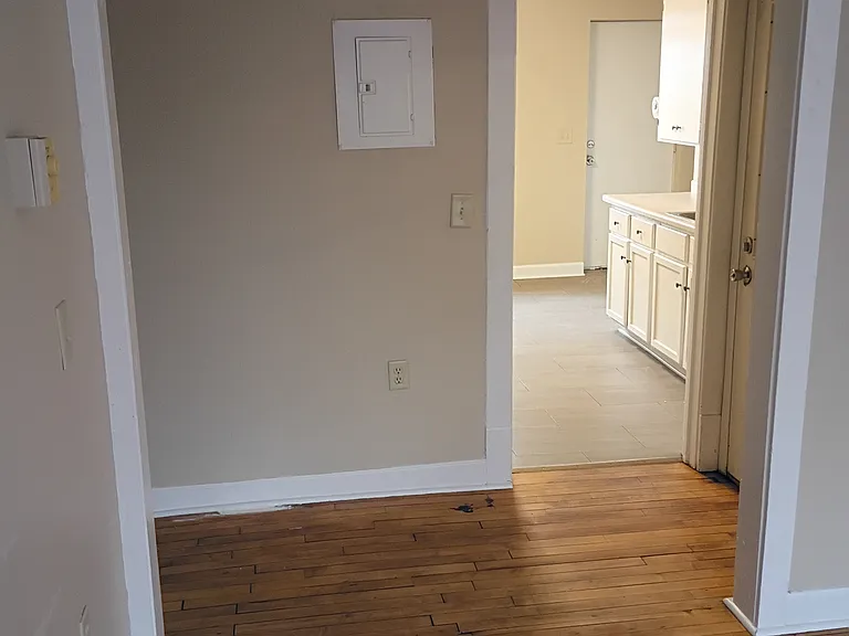 204 E Central St #6 — Photo 6