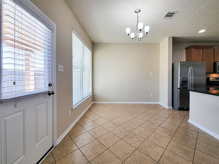 20527 Keegans Ledge Ln — Photo 8