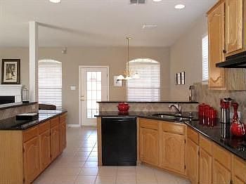 2nd image of 2412 Northshore Blvd
