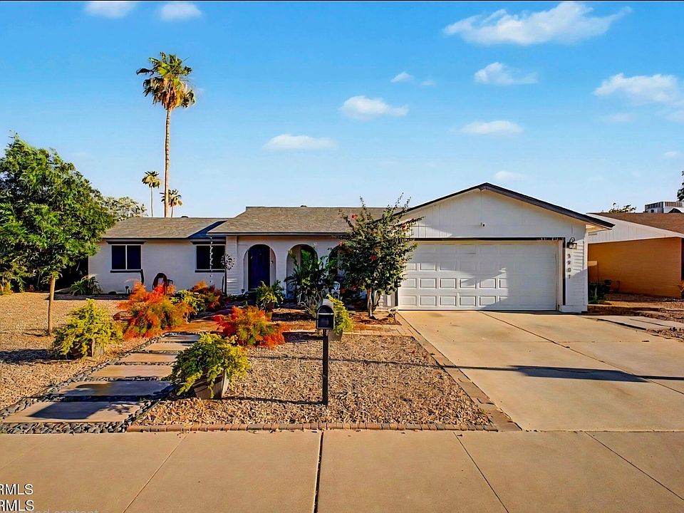 1st image of 3907 W PARADISE Drive