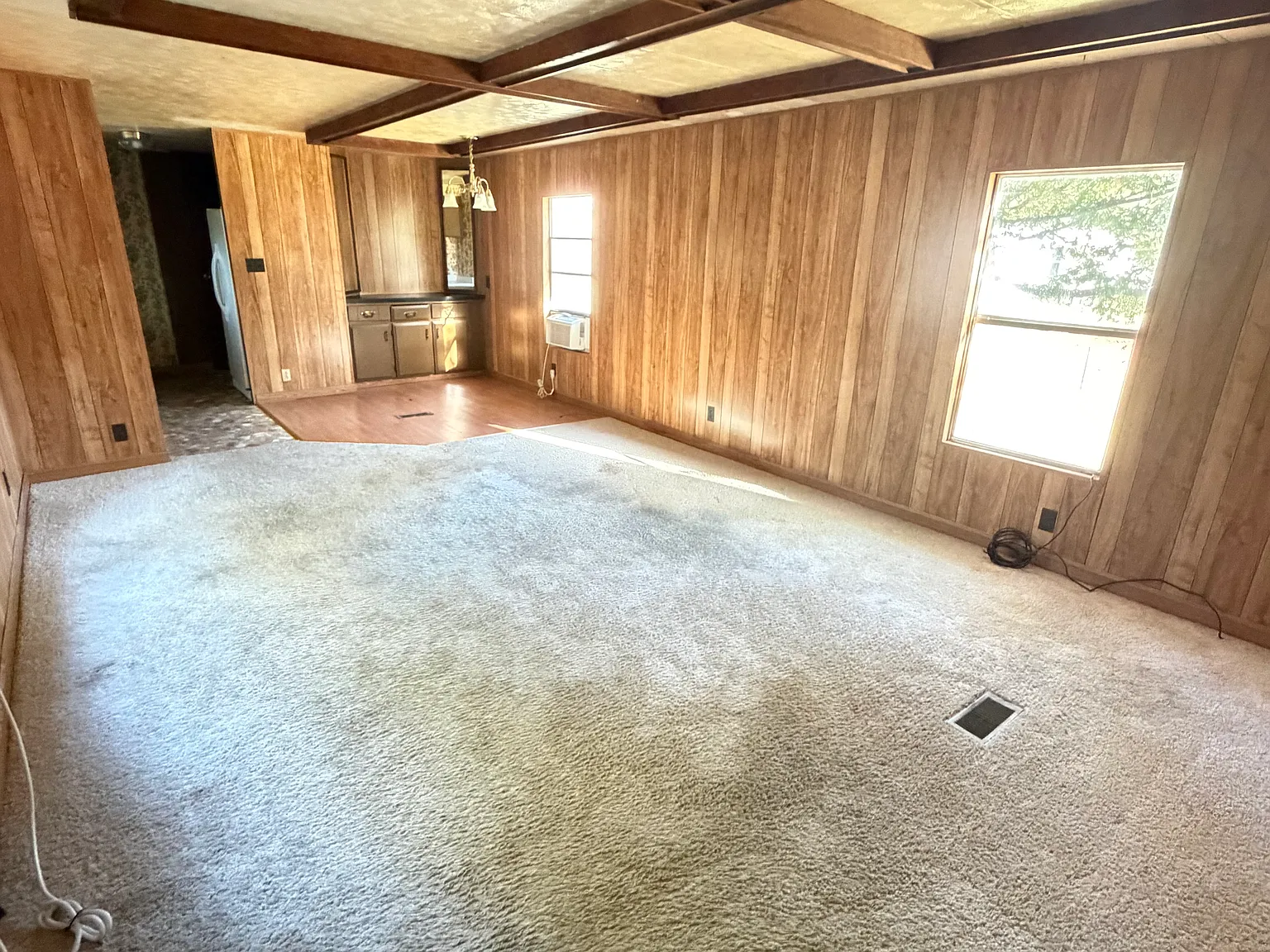 2 bed, 800 sqft, $800 — Photo 1