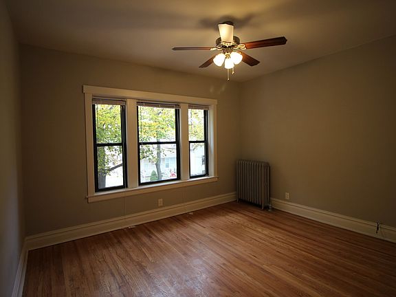 2nd image of 4822 W Monroe St #4401-4413-2