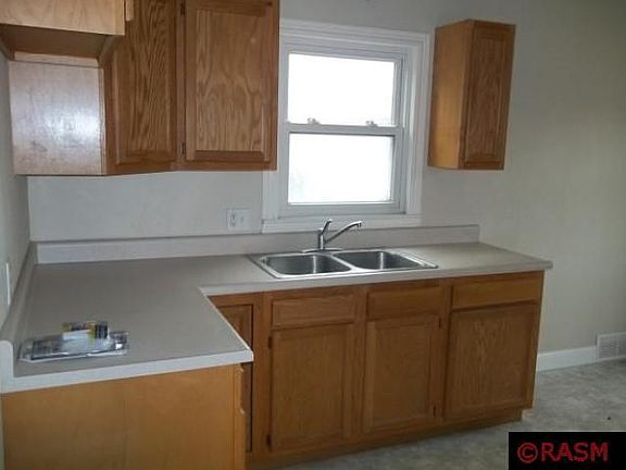 4th image of 1526 N Payne St