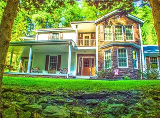 529 Rock Lick Rd, Chapmanville, WV 25508