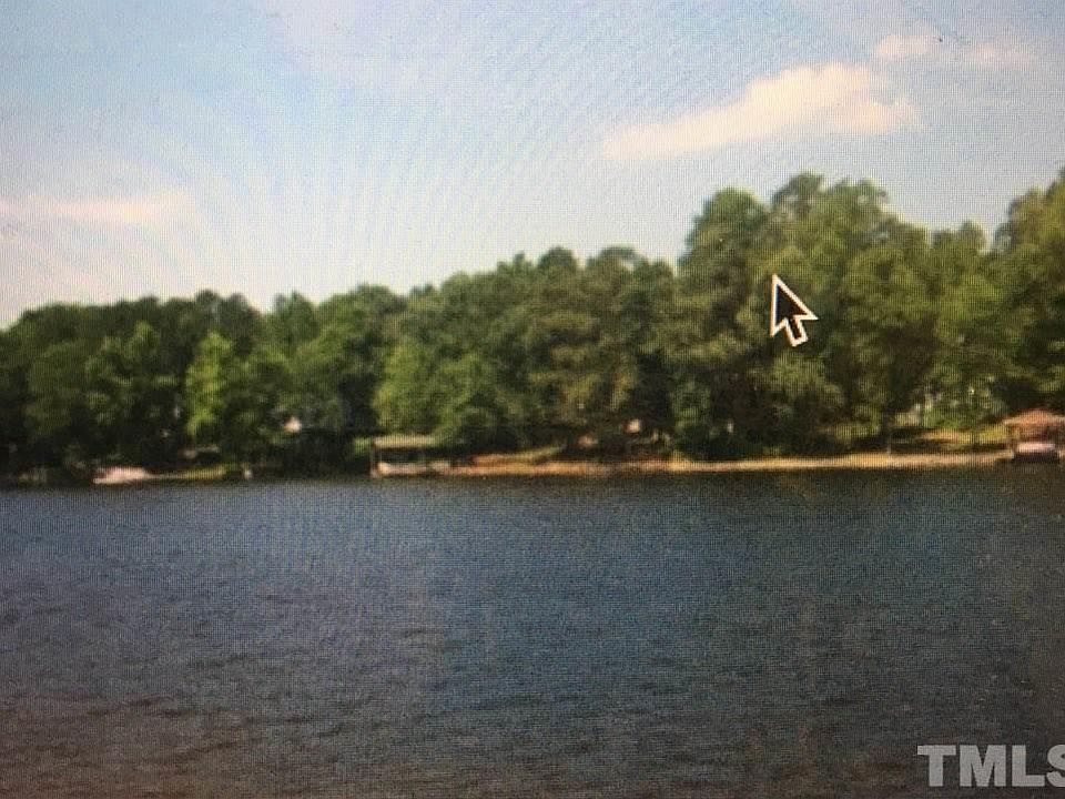 2nd image of 203 Sequoia Dr