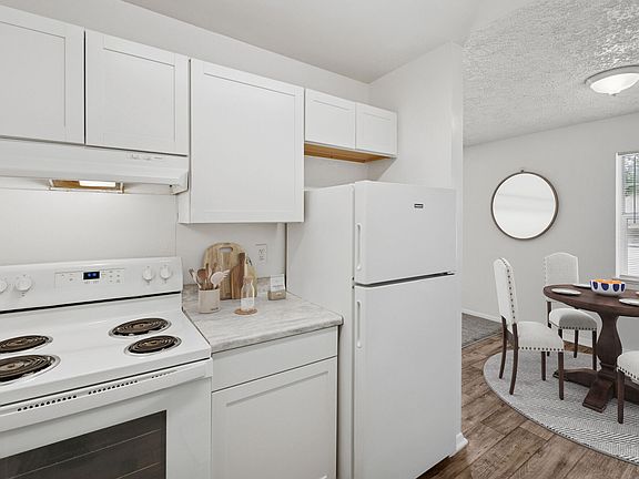 5th image of 6110 Cricklewood Dr #2804B