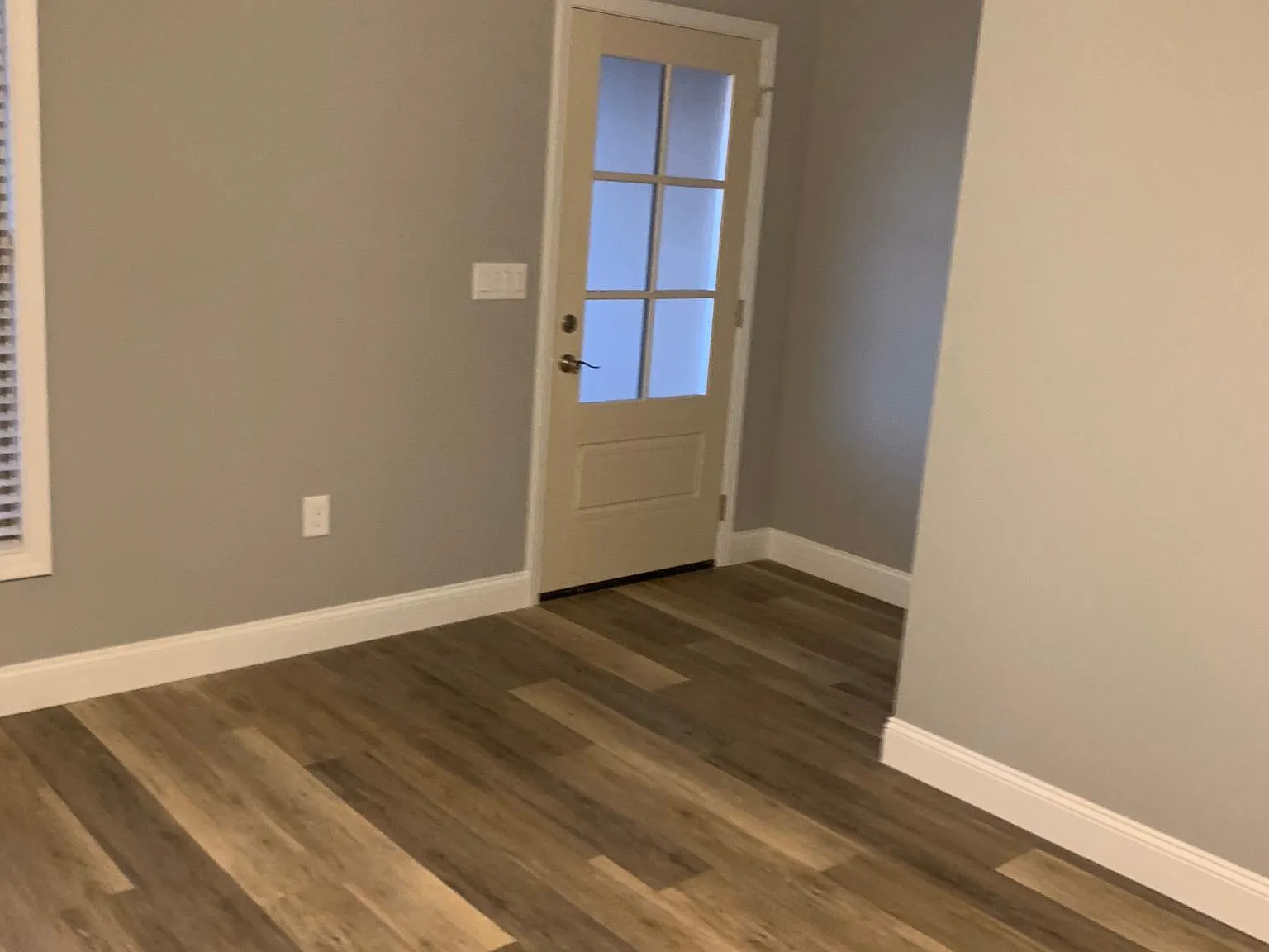 435 Hamlett Dr W — Photo 4